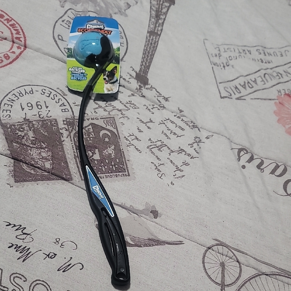 Chuckit! Eco Friendly Junior 18M Launcher and ball